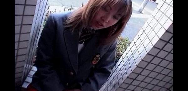  Cute asian schoolgirl sucking cock